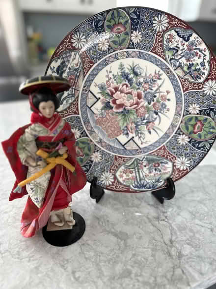 Photo of free Japanese Doll & Lg Plate (Plainfield) #1