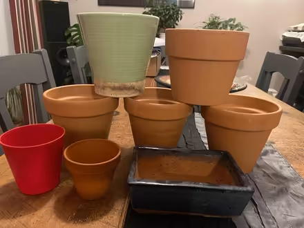 Photo of free 8 x plant pots indoor/outdoor (PO3 baffins Portsmouth) #2