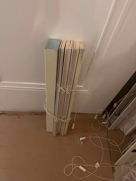 Photo of free Various Hillary Blinds (Langdon hills) #3