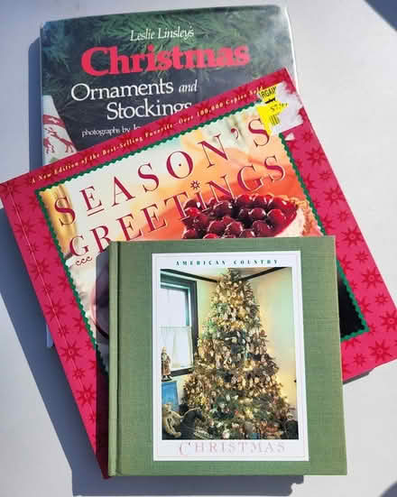 Photo of free Holiday Books (Downers Grove (south side)) #1