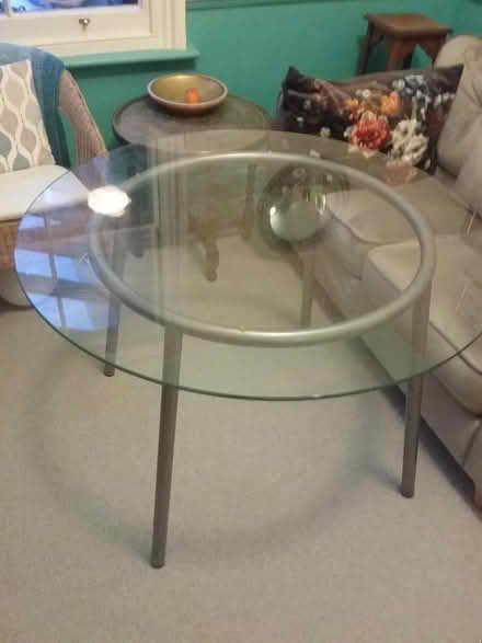 Photo of free ikea round glass dining table (Brentwood CM14) #2