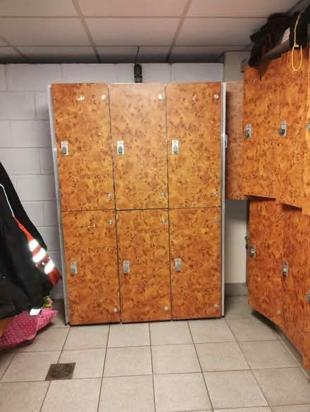Photo of free A bank of 6 lockers (Southport PR9) #1