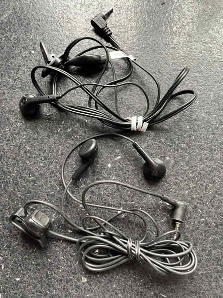 Photo of free Nokia headphones (S8 - Woodseats) #1