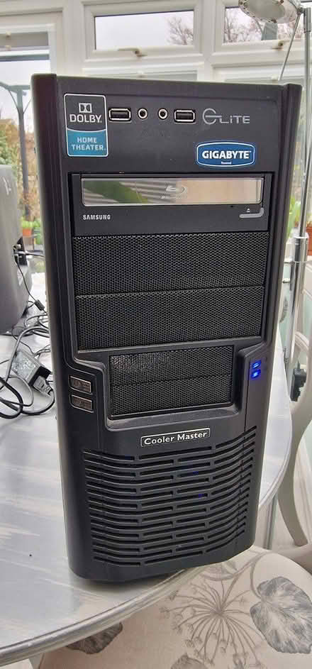 Photo of free Windows 10 PC for spares or repair (Bexleyheath DA6) #2