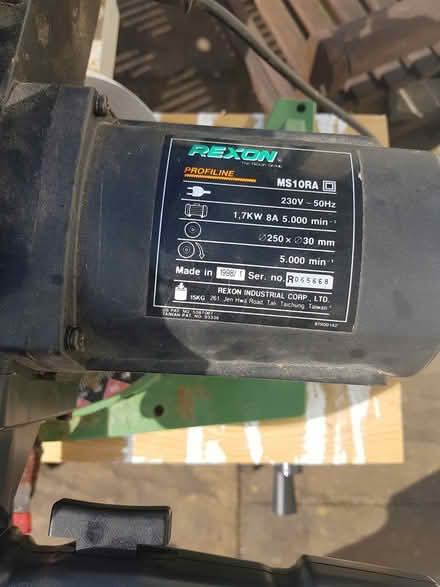 Photo of free mitre/chop saw Faulty (mansfield, NG18) #2