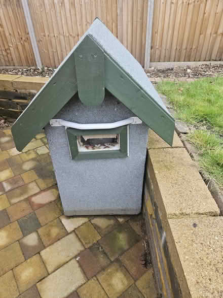 Photo of free Cat House (Croydon) #1