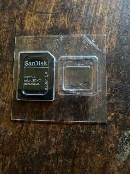 Photo of free micro SD to SD card adapter (Stroud GL5) #1
