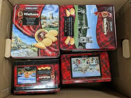 Photo of free Cookie tins (Hunt Club/Prince of Wales) #1