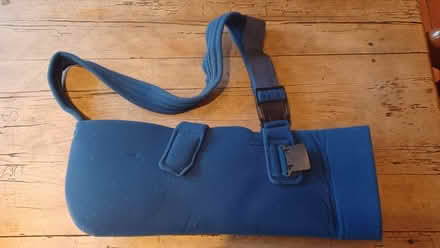 Photo of free Arm sling (Owlpen GL11) #1