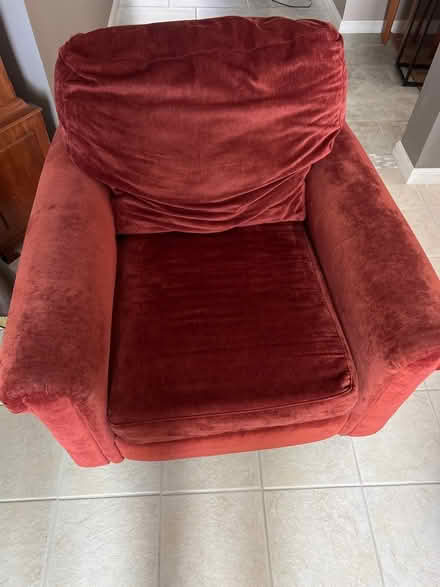 Photo of free Couch, chair and 2 ottoman (Lake Mary) #3