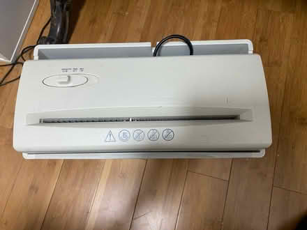 Photo of free Small 5 sheet shredder (Stoke Newington) #1