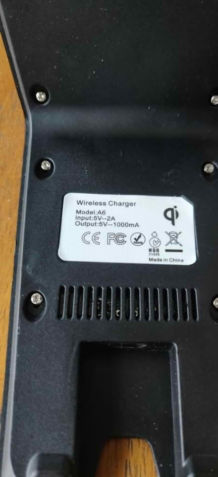 Photo of free Wireless charger (Capel St. Mary IP9 2H*) #2
