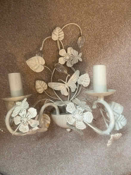 Photo of free 4 pretty wall lights (HP16) #1