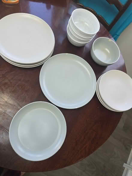 Photo of free dishes and bowls (Yarnton OX5) #1