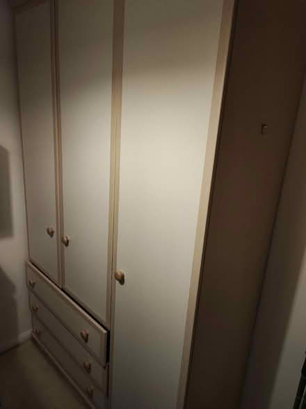 Photo of free Large wardrobe (Danderhall) #4