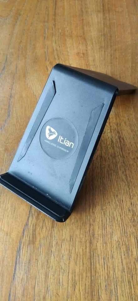 Photo of free Wireless charger (Capel St. Mary IP9 2H*) #1