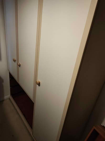 Photo of free Large wardrobe (Danderhall) #1