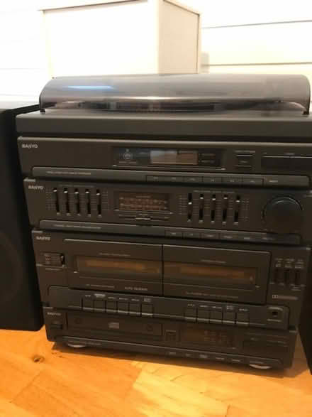 Photo of free Sanyo sound system with speakers (Latchingdon CM3) #2