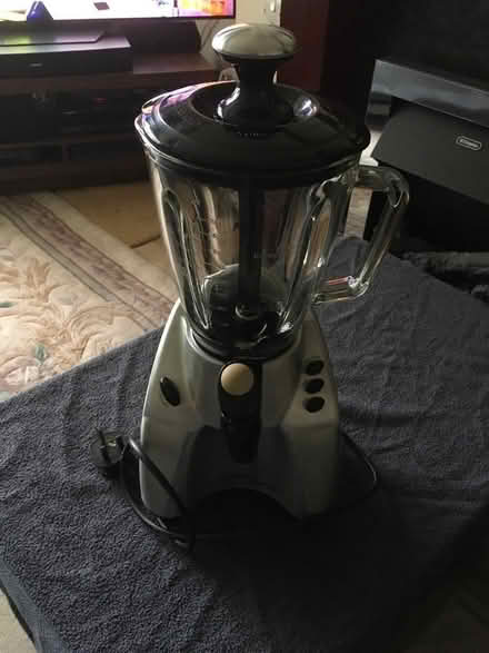 Photo of free Kenwood Smoothie Pro smoothie maker (Hedon HU12) #1