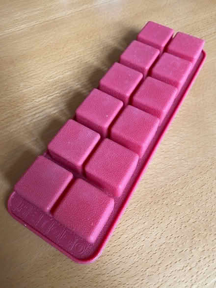 Photo of free Silicone Ice Cube Tray (AL4) #2