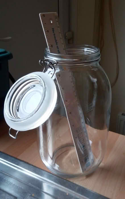 Photo of free large glass preserving jar (Leominster HR6) #1