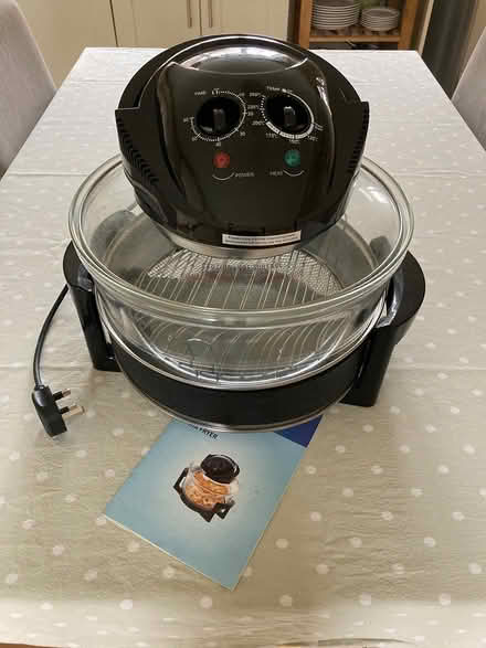 Photo of free Halogen air fryer (Stanbridge, Leighton Buzzard) #2