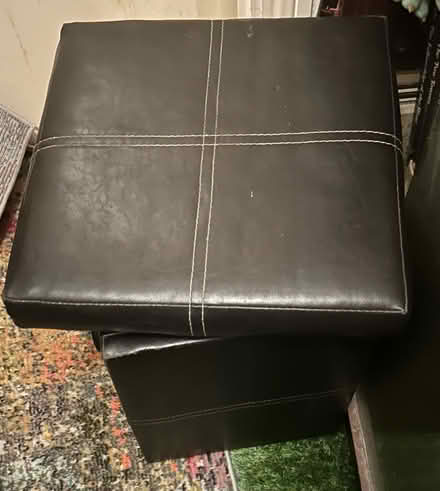 Photo of free Stool storage (Finsbury Park N4) #1