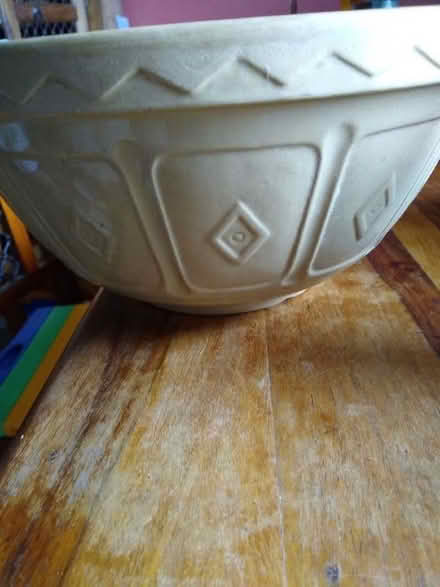 Photo of free Ceramic Mixing Bowl (Pilton EH4) #1