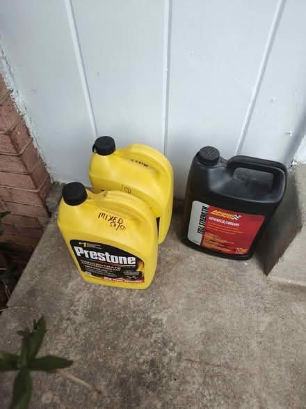Photo of free Books and antifreeze (Berwyn Heights) #2