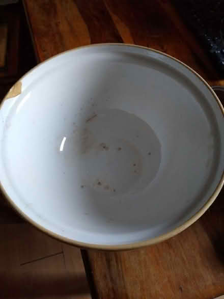 Photo of free Ceramic Mixing Bowl (Pilton EH4) #2