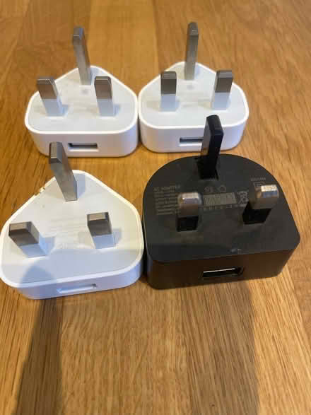 Photo of free 4 USB plugs (Twickenham) #1