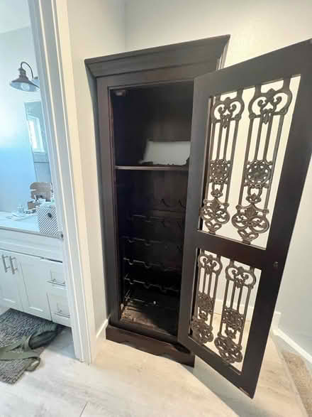 Photo of free Beautiful wine cabinet (Homestead and Hollenbeck) #3