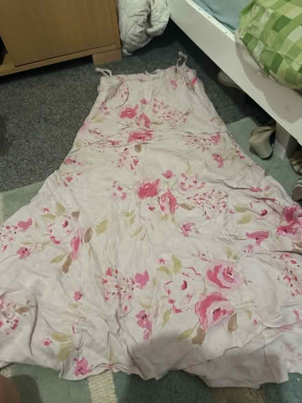 Photo of free Size 18 Dress (New addington parkway) #1