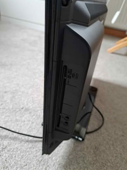 Photo of free TV with DVD slot and remote (Darley Hillside DE4) #4