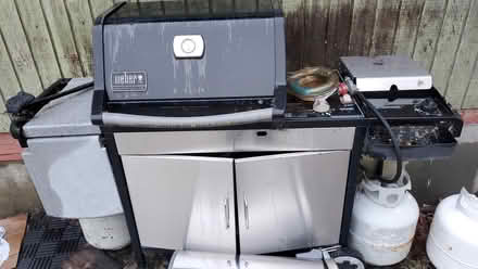 Photo of free Weber Gas Grill (Peekskill) #1