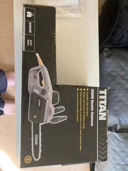 Photo of free Electric chainsaw (SE17) #1