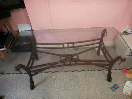 Photo of free Glass table (DE1) #3