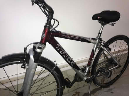 Photo of free Trek Bicycle (Nashua off 7E behind the "99") #1