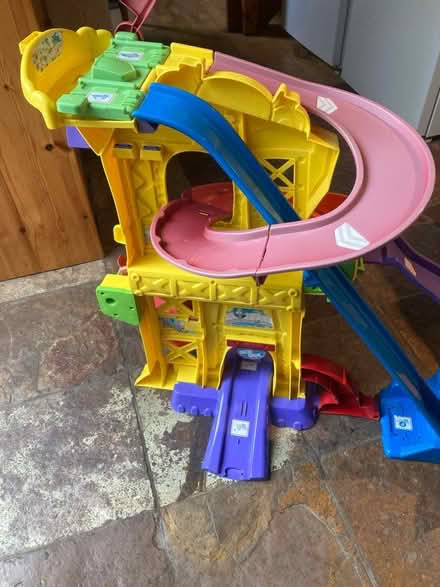 Photo of free Race track Toot Toot Drivers (Penisarwaun LL55 3) #1
