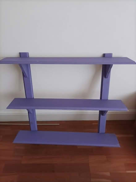 Photo of free Wall shelf unit. (Spring Grove TW7) #2