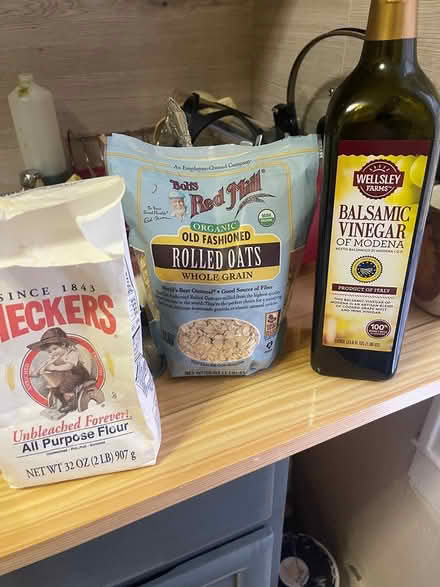 Photo of free Organic oats,balsamic vinegar,flour (Bay ridge Brooklyn 5th ave) #1