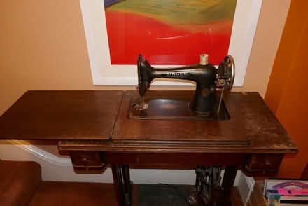 Photo of free treddle sewing machine (Tynemouth NE30) #2