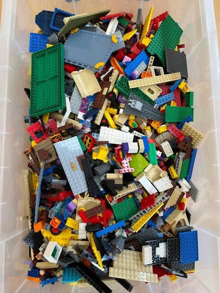 Photo of free Load of Lego (Dorking) #2