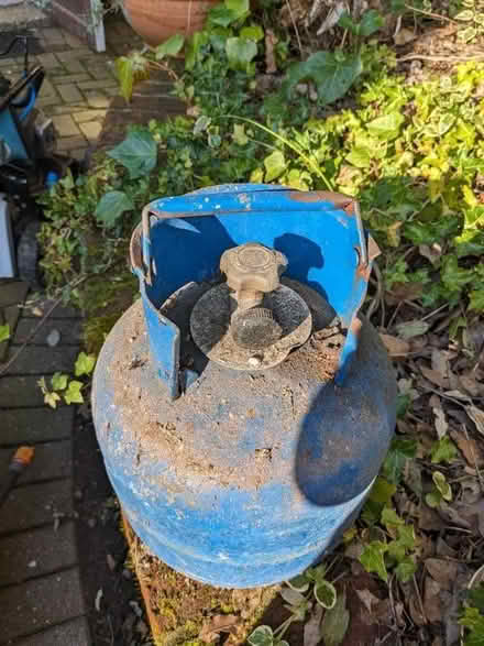 Photo of free Small gas bottle (IP1) #2