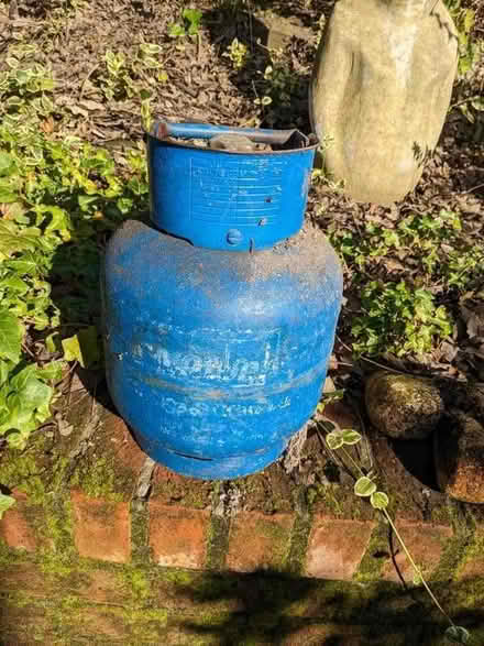 Photo of free Small gas bottle (IP1) #1