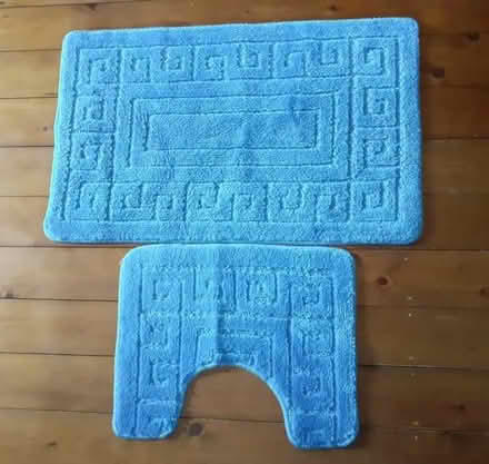 Photo of free Various bathroom mats (Wirksworth DE4) #2