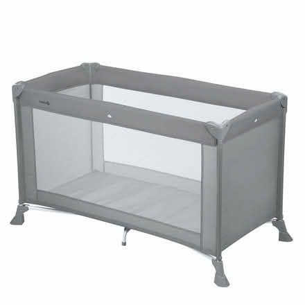 Photo of πΆ Travel cot with mattress (Richmond TW9) #1
