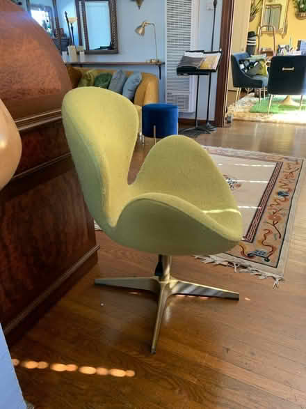 Photo of free Green chair (Berkeley) #2