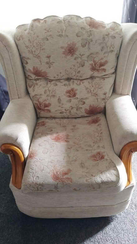 Photo of free Clean Sofa (Birmingham, B37) #4