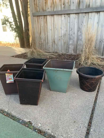 Photo of free Five Good Plastic Flower Pots (Highland Park Area) #1